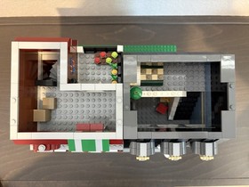 LEGO Creator Expert Modular Pet Shop 10218, 100% Complete