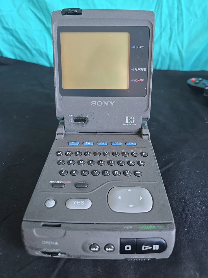 Reproductor de libros electrónicos Sony DATA Discman DD-1EX con estuche - Piezas O reparación Foto 2 de 4
