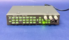 Tektronix WVR5200 SD/HD Multiformat Compact Waveform monitor Rasterizer