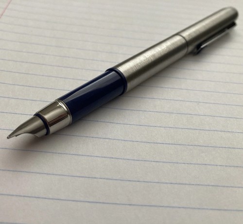 MINT - Parker 25 Fountain Pen - F Nib