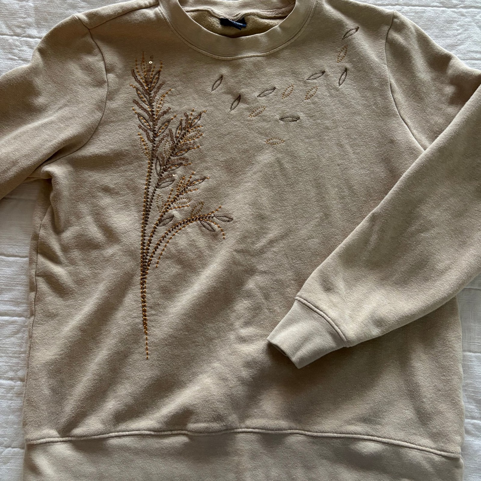 Vintage Basic Editions Embroidered Fall Wheat & L… - image 1