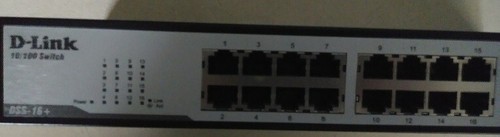 D-Link DSS-16+ 16-Port 10/100 Unmanaged Rackmount Ethernet Switch 3.2Gbps TESTED - Picture 2 of 2
