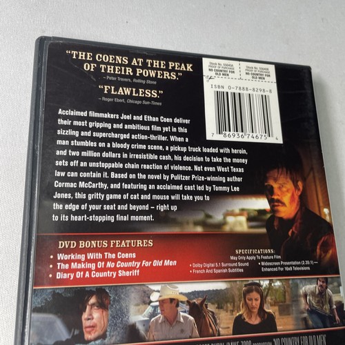 NO COUNTRY for OLD MEN (2007) Tommy Lee Jones Josh Brolin - Picture 4 of 5