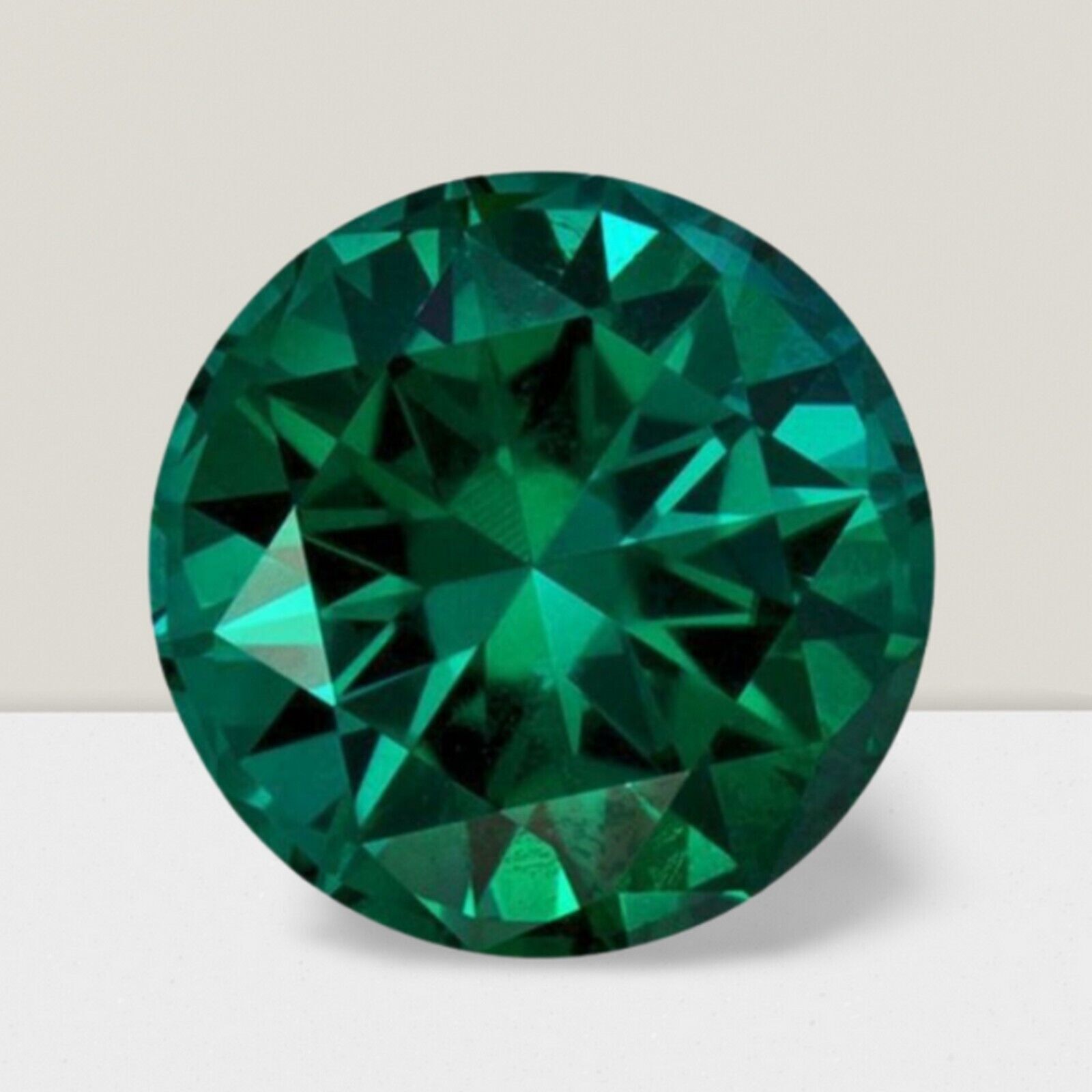 Green Tourmaline Round Cut Gemstone 0.60 Cts - 6 mm Flawless Loose Gem