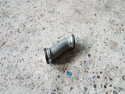 BMW X1 E84 1er E81 E87 LCI 23dX 123d N47S Verbindungsrohr Turbolader 7804640