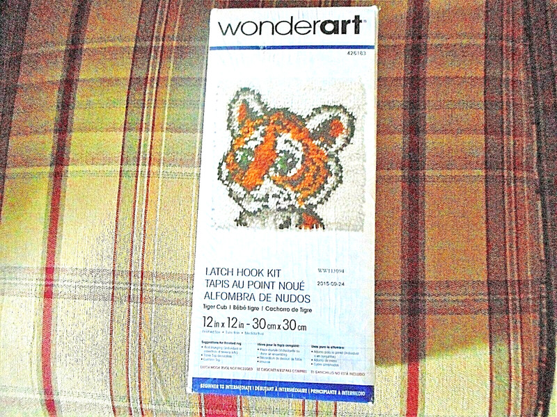 NEW 12" X 12" WonderArt Latch Hook Kit TIGER CUB WW113094 SEALED Smoke-free