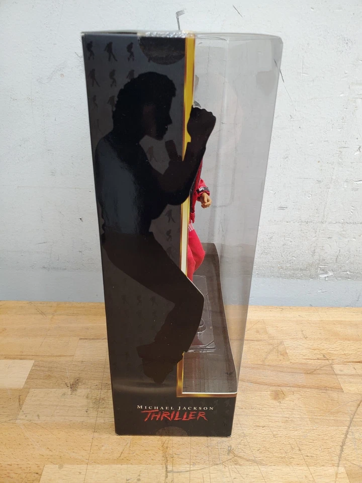 Muñeca Michael Jackson THRILLER 10” Figura NUEVA En Caja 2010 #27263 Muy Limitada Foto 4 de 4