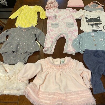 Lot Of 13  Baby Girl 0-3 Months Clothing & Hat Little Me, Baby Gap, Carters,