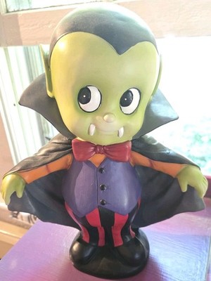 Halloween Green Chubby Baby Dracula Vampire Statue With Cape