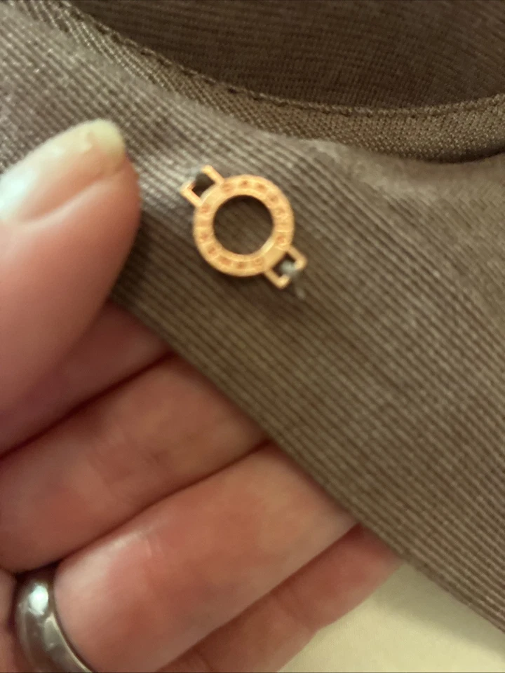 Sutiã feminino íntimo Danskin tamanho 38C levemente acolchoado com aro dourado Emb. - Imagem 3 de 4