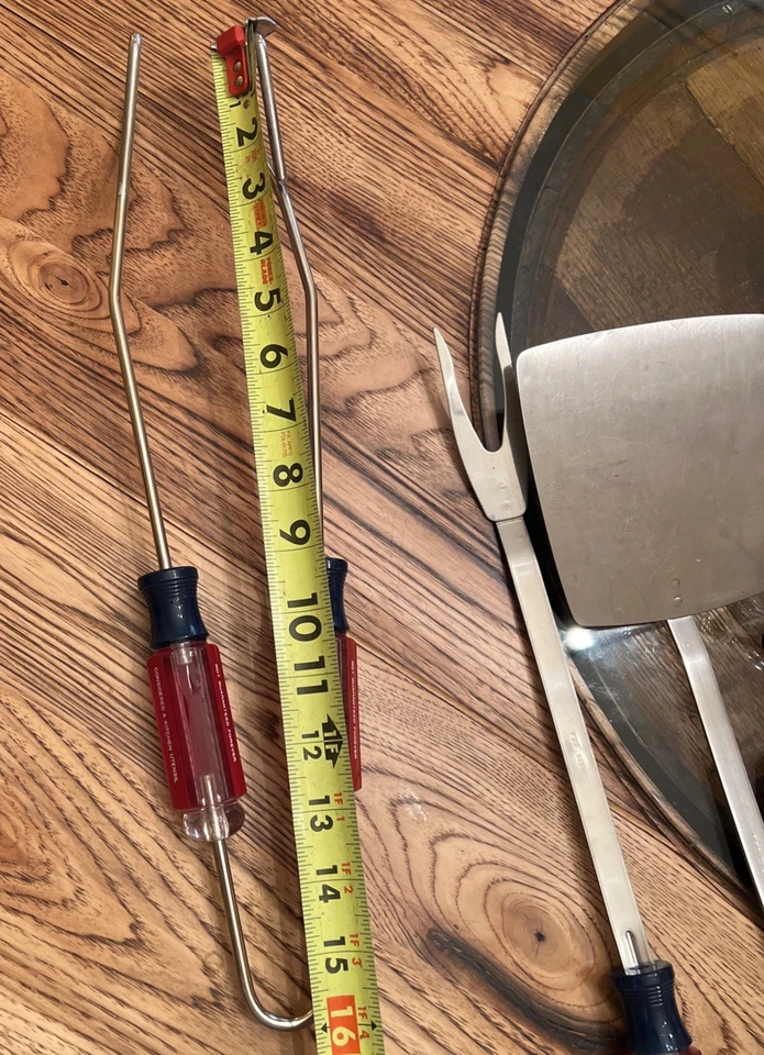 DE COLECCIÓN HERRAMIENTA ARTESANAL Destornillador Manijas Parrilla Juego Utensilios ESPÁTULA, PINZAS Y HORQUILLA  Foto 2 de 3