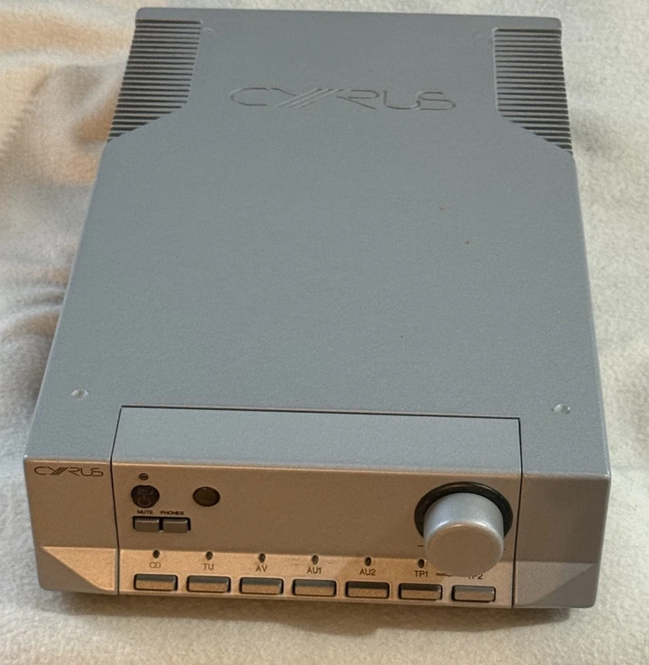 Mission Cyrus 5 Stereo Verstärker Silber