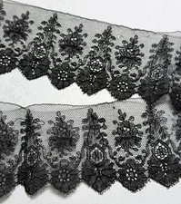 ANTIQUE LACE - black lace type whipped cream - 19th century - 1.15 m