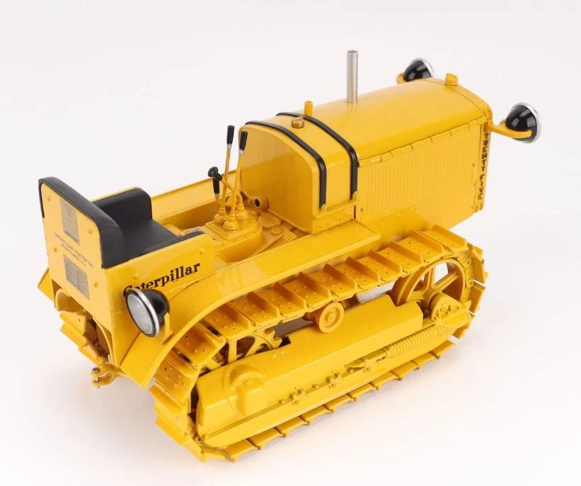 DIECAST MASTERS - Trattore cingolato CATERPILLAR 25 - 1/16 - DCM85679 - Immagine 3 di 4