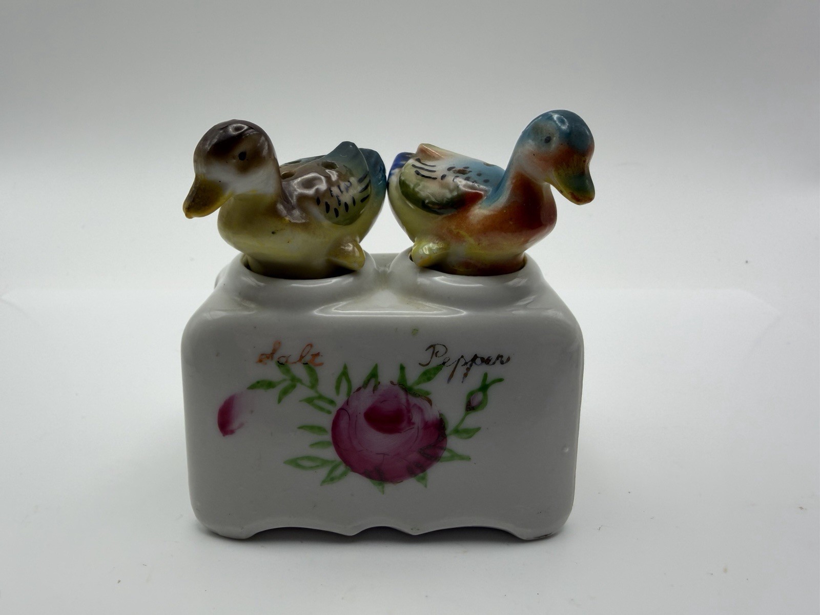 Duck Salt and Pepper Shakers Nodder Bobble Floral Japan 1950’s 3 Piece Vintage