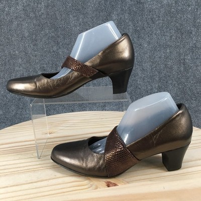 Munro American Shoes Womens 7 M Almond Toe Block Heels Mary Jane Pumps Bronze