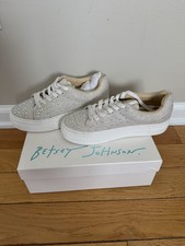 Betsey Johnson Women's SB Sidny Sneaker Shoes With Pearls Size 7