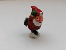 Jajko niespodzianka pojedyncza figurka Robby Rittberger z serii d doniczki krasnoludy pory roku 1994