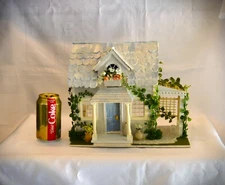 Cozy Little Dollhouse 1:24 Scale FREE SHIPPING Housewarming Gift Calico Critter