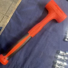 NEW Snap On 32oz Soft Grip Dead Blow Hammer (Red) HBFE32