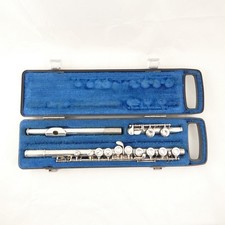 Yamaha YFL-211S Flute with Original Hard Case  Silver plated Nippon Gakki