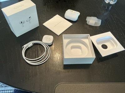 AirPods Pro 2nd Generation USB With Wireless Charging Case