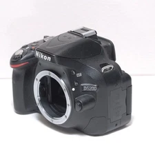Nikon D5200 94319