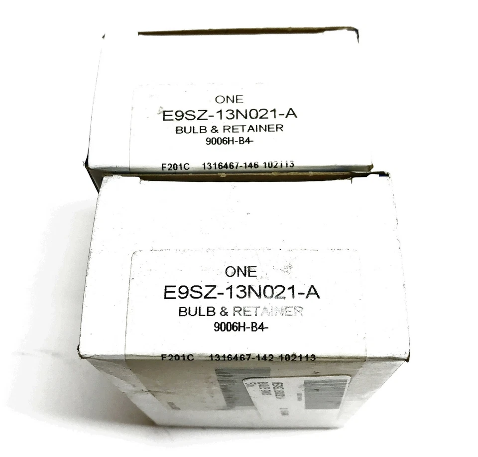 Bombilla y retenedor Ford OEM E9SZ-13N021-A [Lote de 2] Nuevo de Lote Antiguo Foto 2 de 3