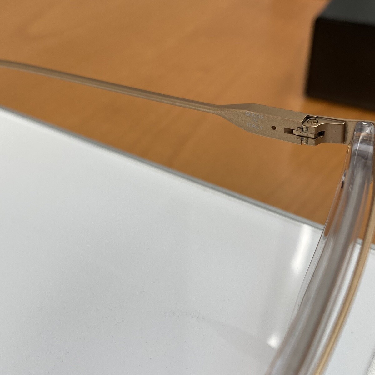 Lunettes De Soleil Transparentes Dorées Mates Ill.i By Will.i.am - Modèle WA520V04, Neuves Sans étiquette