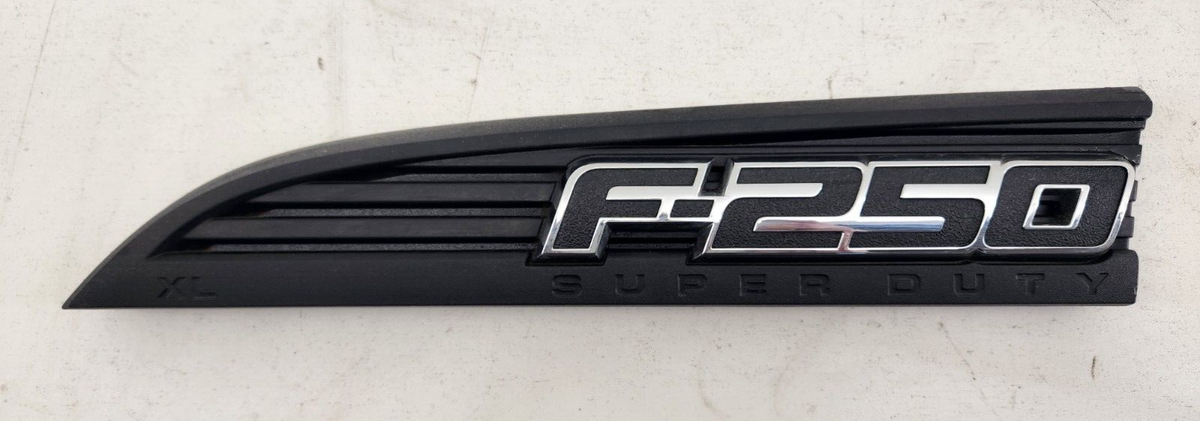 2011-2016 FORD F250 Super Duty XL LH Side Fender Emblem OEM CC34