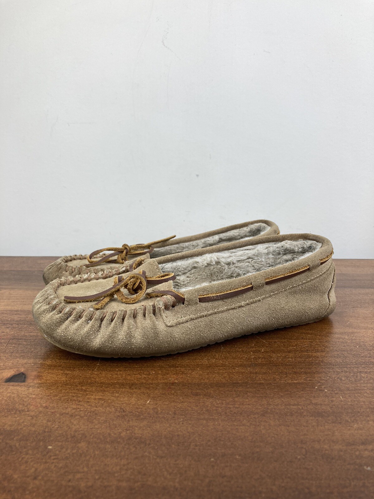 SAOLA Mocassini Minnetonka Beige Pelle Pelle Pelliccia Dura Suola 40307 Donna 7M