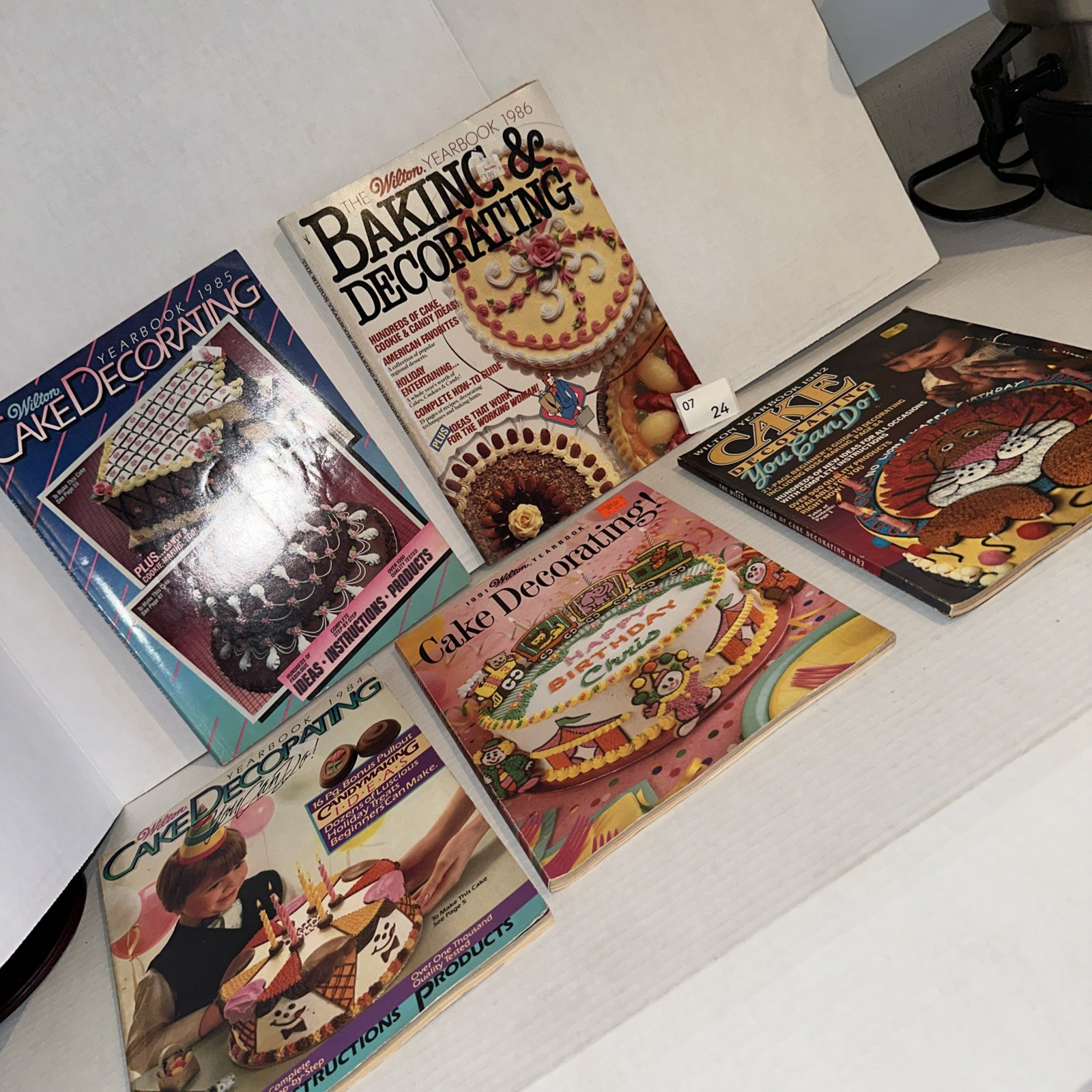 Vintage Wilton Cake Decorating Magazines Lot of 5 from 1980s & 1991