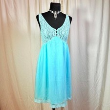 Vintage 1960s Aqua Blue Lace  Nylon Nightgown   Size M Made in USA 