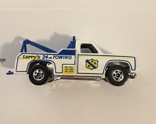 New ListingVintage Hot Wheels Redline Larry’s 24 HR Towing Tow Truck 1974 Original