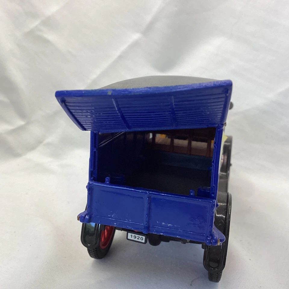 Signature Pepsi & Texaco 1920 White Van & Matchbox Heinz Model Car (5B) MO#8767 - Image 4 of 4