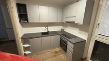 Cucina completa di elettrodomestici Indesit