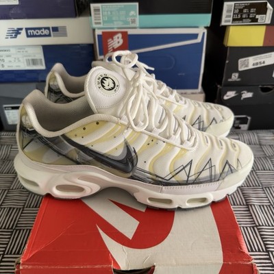 Nike Air Max Plus TN La Requin White Sz 10.5 Used 