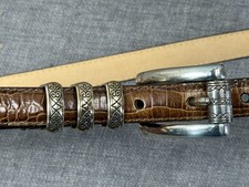 BRIGHTON Brown Croc Pattern Leather Skinny Belt 40318 Silver Tone Buckle SZ 32