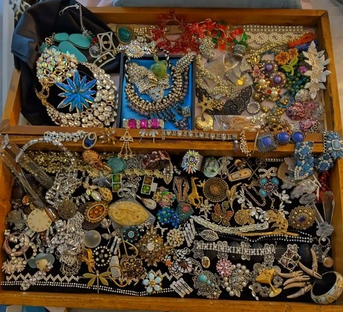 HUGE *REPAIR~HARVEST~CRAFT* Vintage & Costume Jewelry Lot RS * 300+ PCS 12+ Lbs