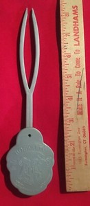 Harry Potter Hogwarts magnifier magnifying glass 8 1/4"