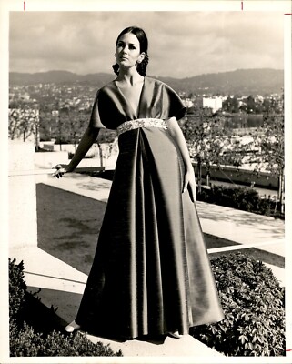 GA165 1968 Original Photo STUNNING FASHION MODEL Elegant Silk Dress Glamour  | eBay