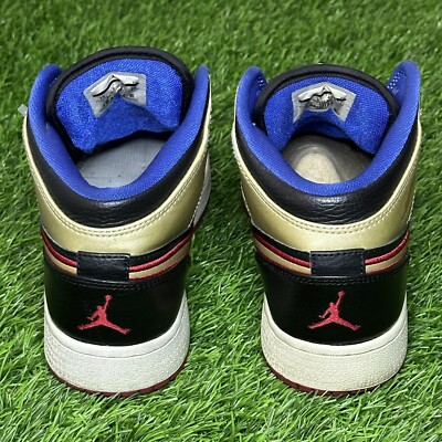 Air Jordan 1 Mid Youth's Shoes Size 7Y - Men's 7 Black Gym Red