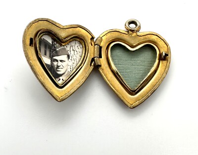 WWII U.S. Army Sweetheart Gold Filled Heart Locket Mother Of