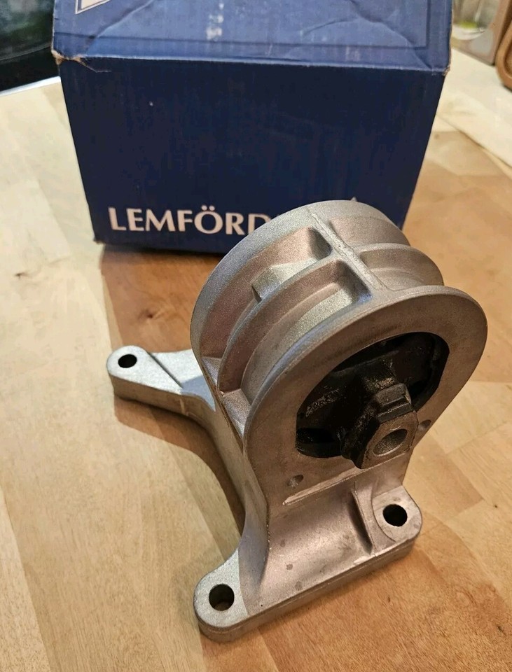 200206 Mini Cooper R50 Manual Transmission Motor Mount Lemforder NEW