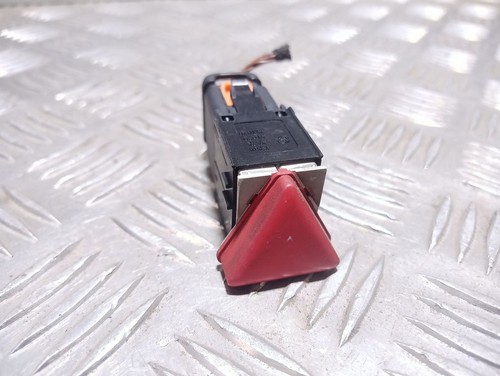 Volkswagen Golf V 2004 Schalter Warnblinkanlage 1T0953509 UST80046