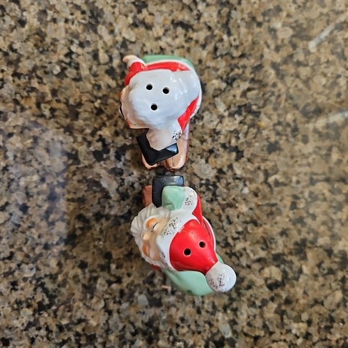 Vtg Lefton Napco ? Mr Mrs Santa Claus SKIING! Christmas Salt & Pepper Shaker Set - Picture 6 of 7