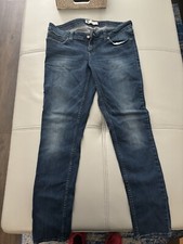 Levi  s Low Rise Demi Curve Skinny Jeans Sz 9-10 Stretch