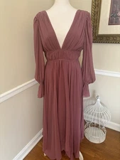 NWT Gianni Bini Womens Size 4 Mauve Midi Dress Long Sleeve V-Neck Chiffon Pleats