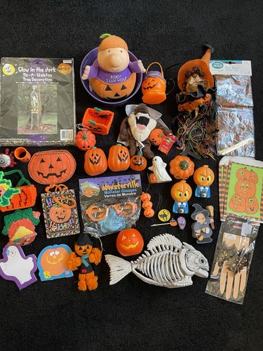 VTG Halloween Decor Huge Lot-Pumpkins/Figures/Plastic/Minis/Bags Rare Unique HB1