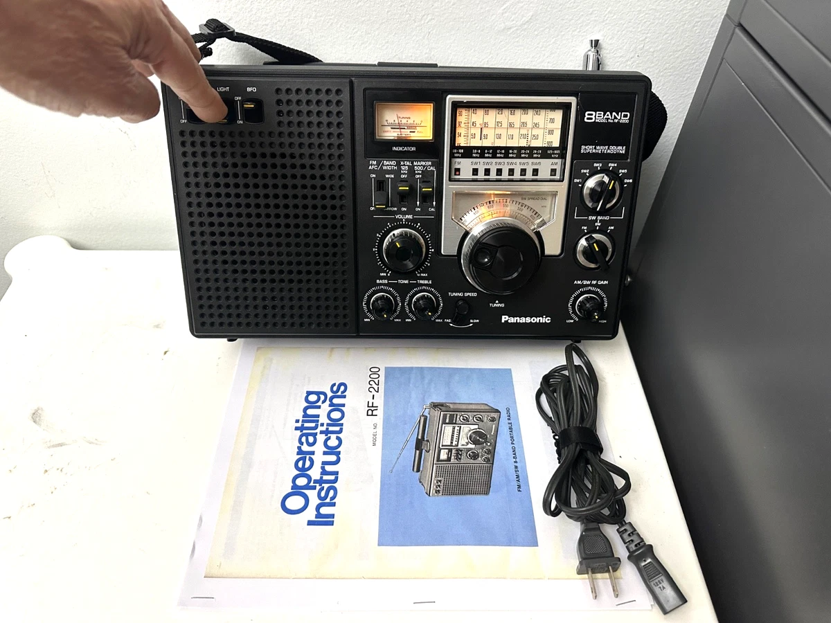 National ナショナル ラジオ RF-008 MICRO RADIO008 National ナショナル RF-1140 FM/AM 2バンド ラジオ 参考買取価格